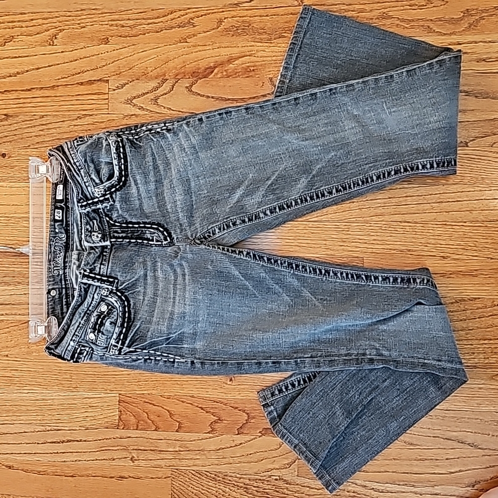 Size 28 womens miss me jeans